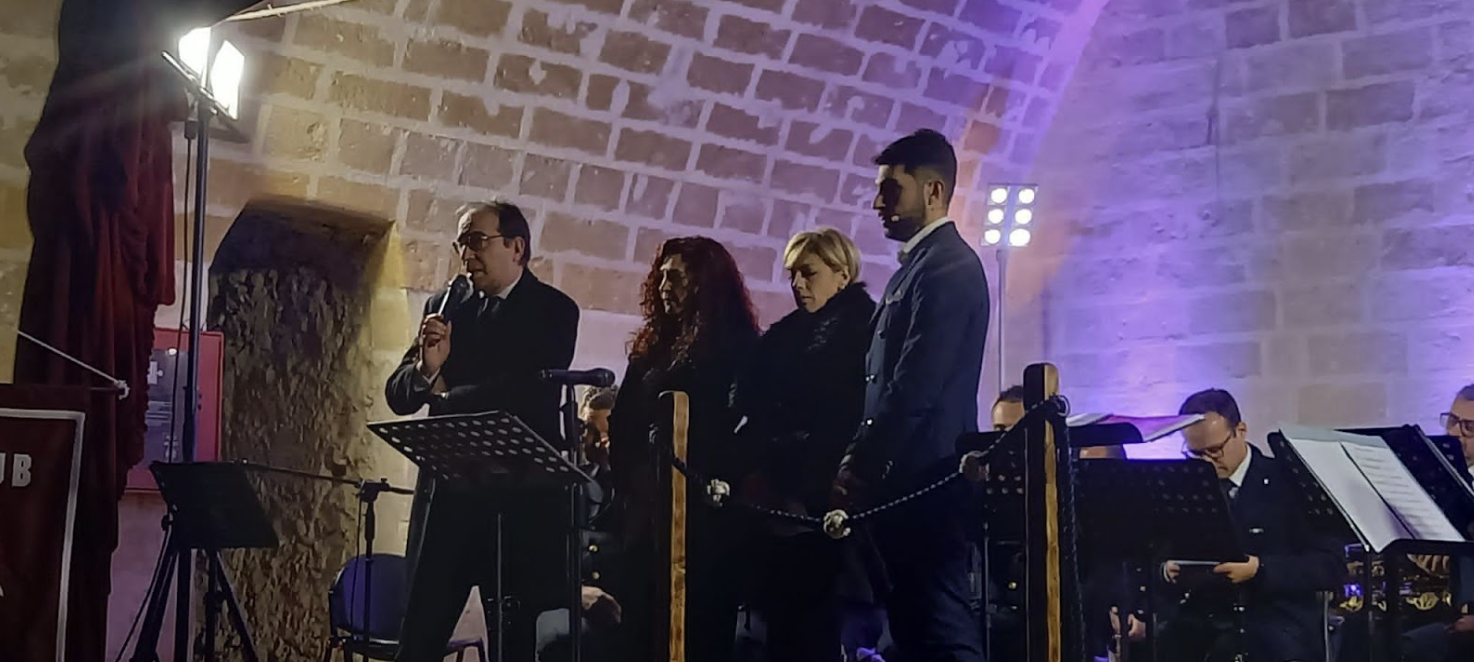 Le donne protagoniste della serata invitate sul palco a raccontare la loro storia esemplare.