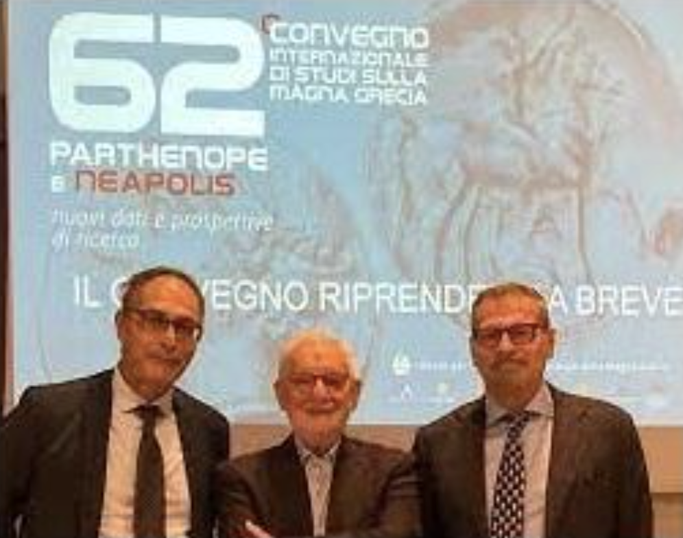 L'organizzatore del Convegno, prof. Siciliano, con il Direttore generale ABAP dott. La Rocca e con il prof. Osanna, Direttore generale dei Musei.